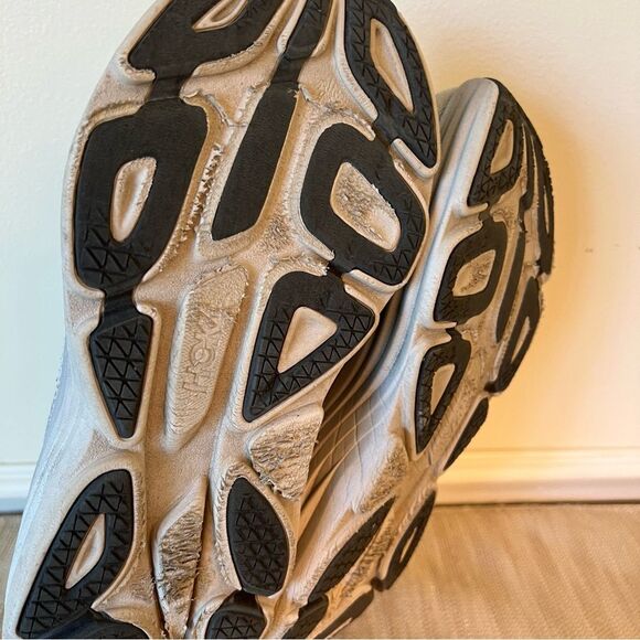 Hoka One One Mens Bondi 8 Running Shoe size 10 - Picture 13 of 16